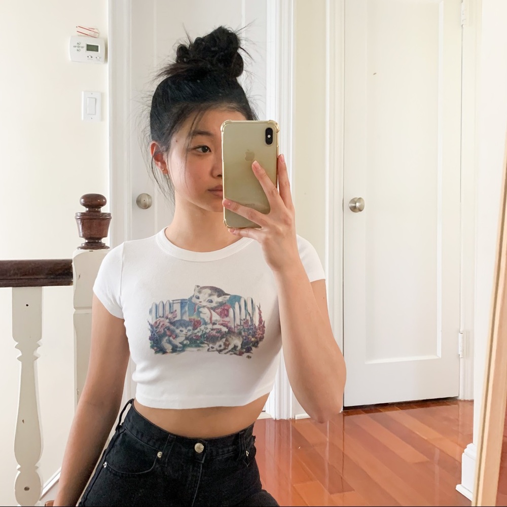 NWOT Brandy Melville Kitten Baby Crop Tee